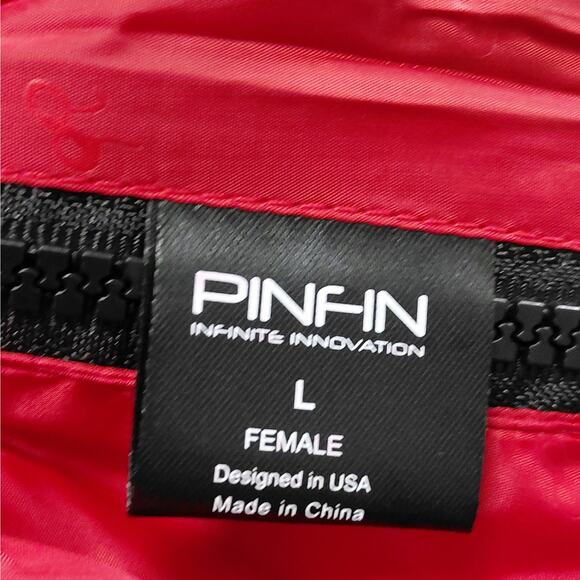 PinFin Women’s Hooded Windbreaker Alpha Jacket Size Large Red Hiking Rain Coat - Picture 9 of 15